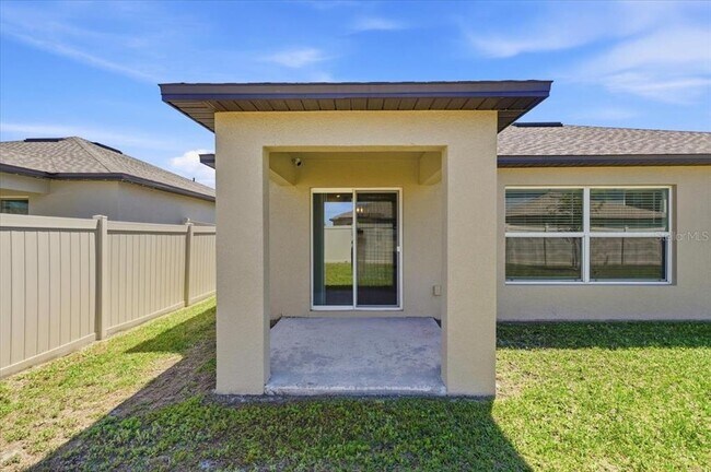 Building Photo - 35029 Brackett Bnd