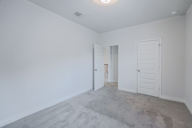 Building Photo - 17010 Harper's Way