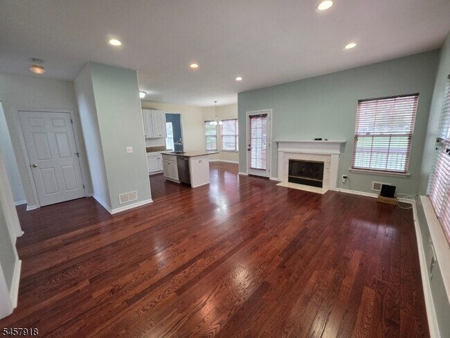 Building Photo - 36 Wexford Way