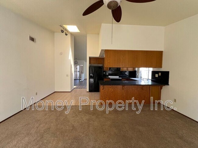 Building Photo - 1766 Bristol Ct