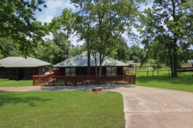 Primary Photo - 42 Hunters Creek Dr