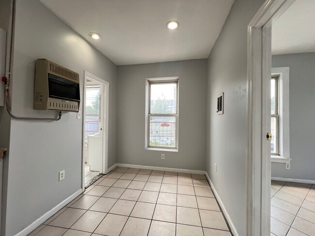 35 William St 3L - 31 William St