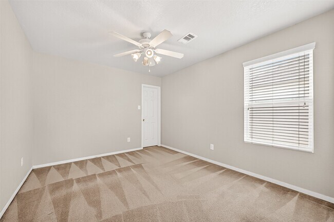 Building Photo - 3031 View Valley Trail