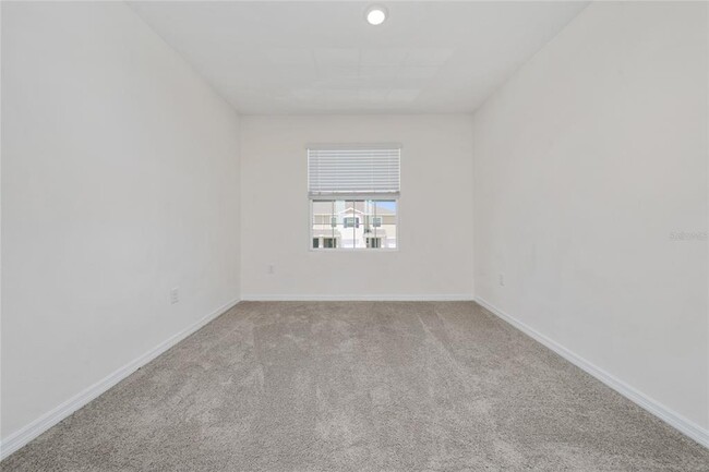 Building Photo - 1426 Isleta Lp