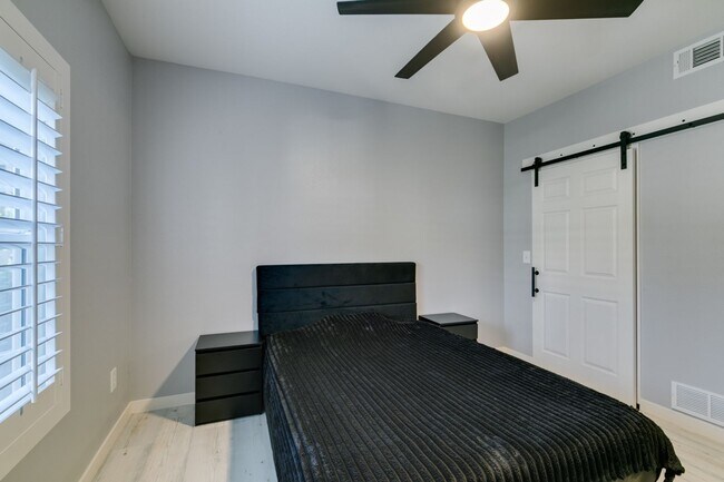 Building Photo - Stylish Fully Furnished 1BR Condo with Private Patio & Custom Closet