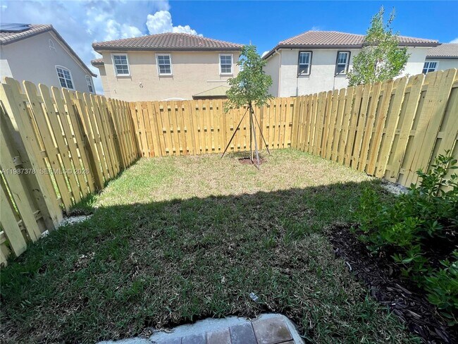 Building Photo - 11737 SW 245 Ter