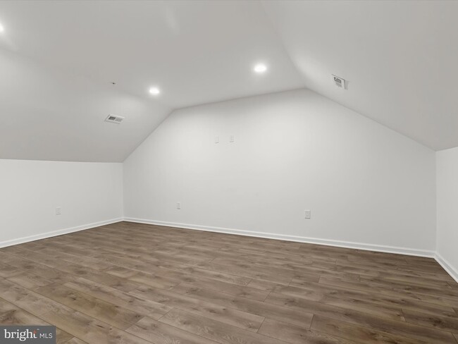 Building Photo - 700 Olney Sandy Spring Rd