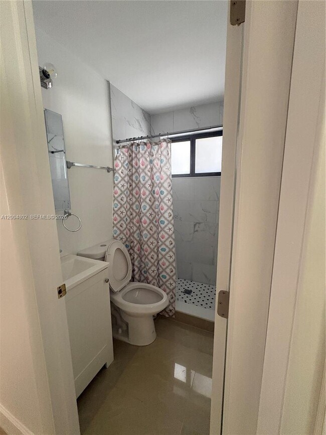 Building Photo - 8581 SW 29th St