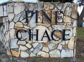 Building Photo - 2031 Pine Chace Ct