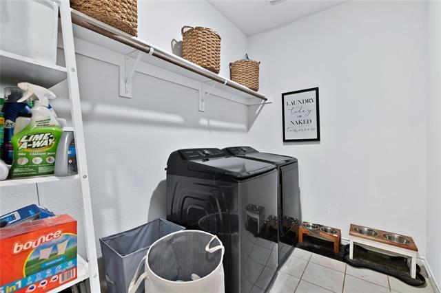 Building Photo - 717 Rawhide Way