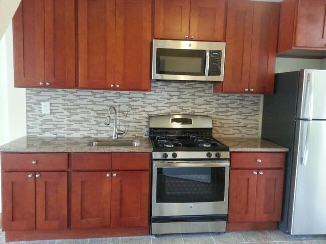 Primary Photo - 1 bedroom in BRONX NY 10465