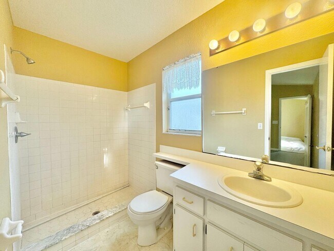 Building Photo - 3511 Majesty Loop