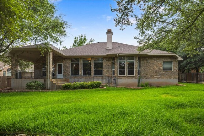 Building Photo - 3013 Covington Pl