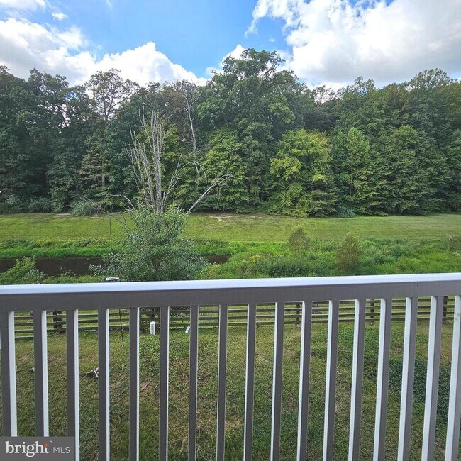 Building Photo - 9250 Cardinal Forest Ln