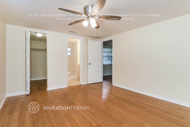 Building Photo - 2253 Hama Dr