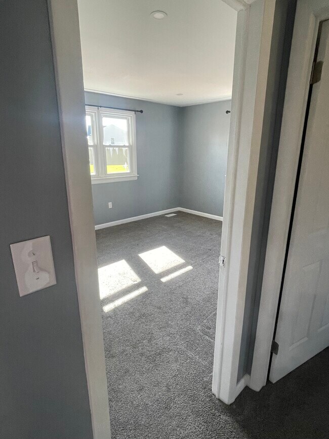 Building Photo - 1280 Lehman Ave