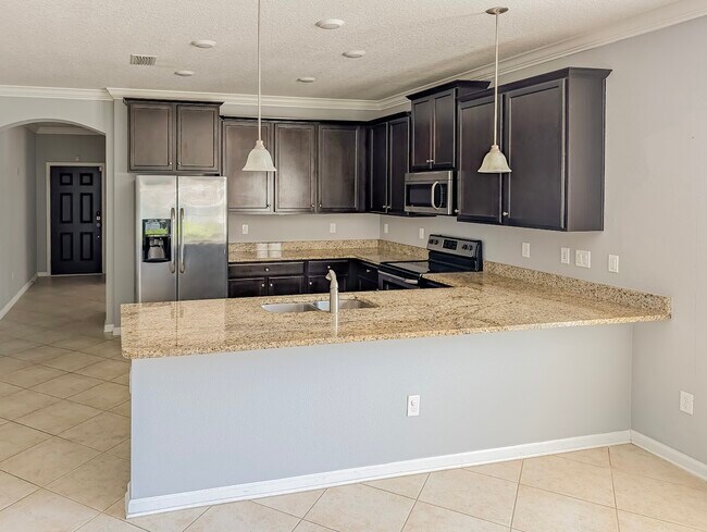 Building Photo - 10104 Bedford Lakes Ct
