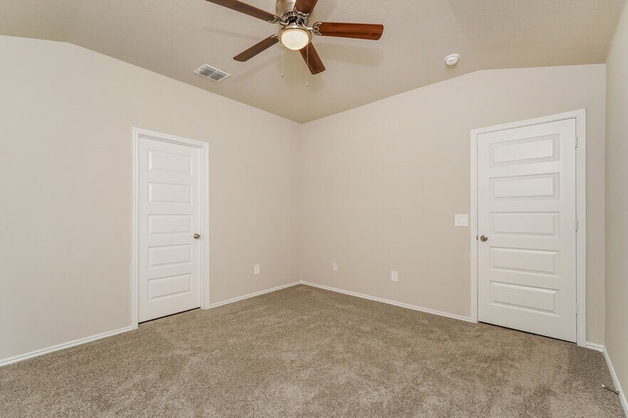 Building Photo - 511 Roquefort St