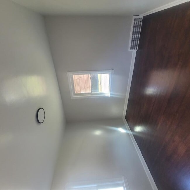 Building Photo - 13500 Crossburn Ave