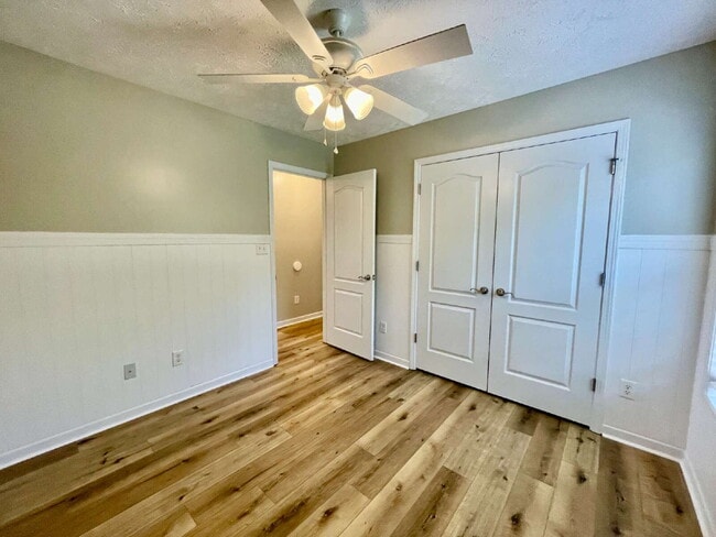 Building Photo - 3-Bed, 2-Bath Nest With Bonus Room In Faye...