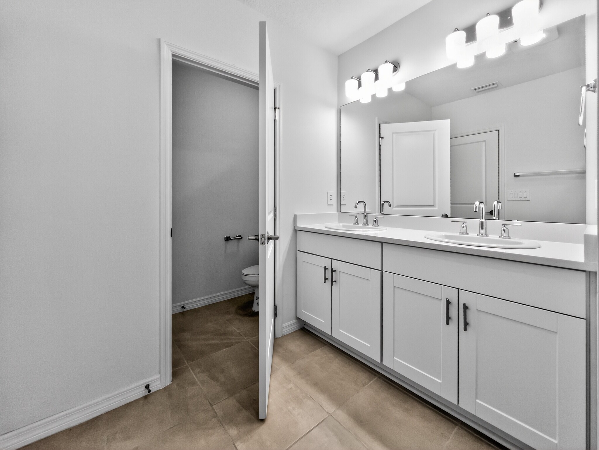 Building Photo - 3917 Southern Vista Loop