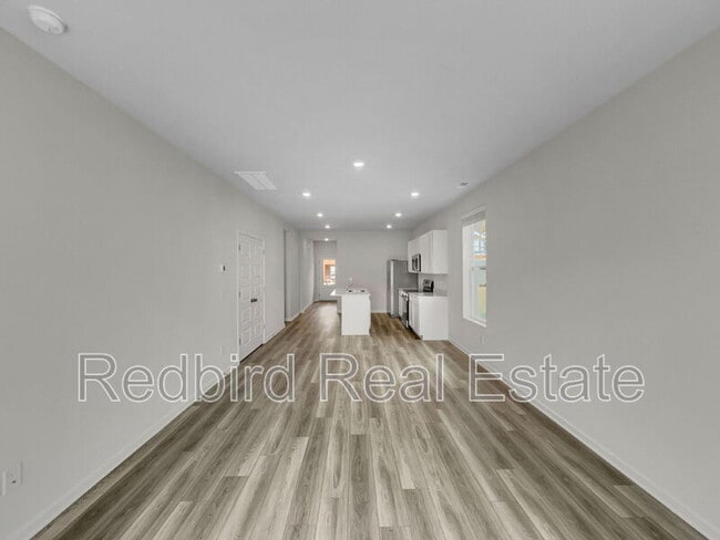 Building Photo - 1665 Manuka Ln