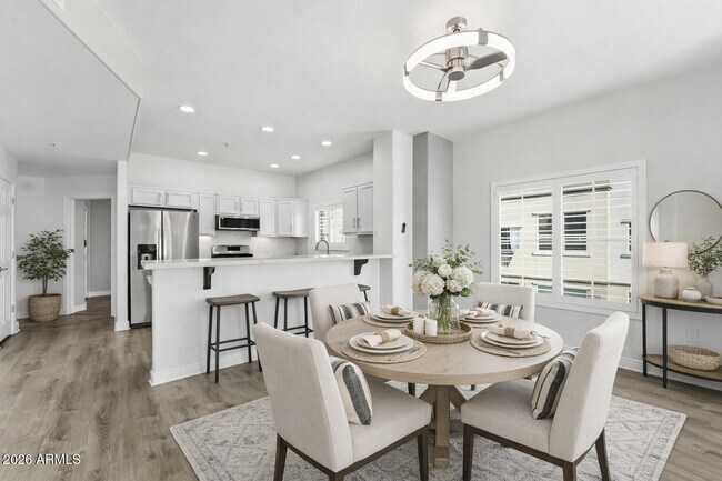 Building Photo - 5450 E Deer Valley Dr