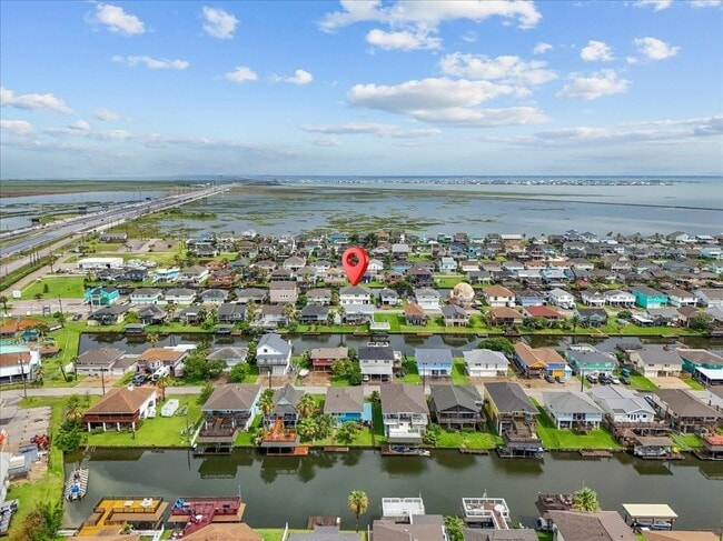 Building Photo - 933 Bonita Dr