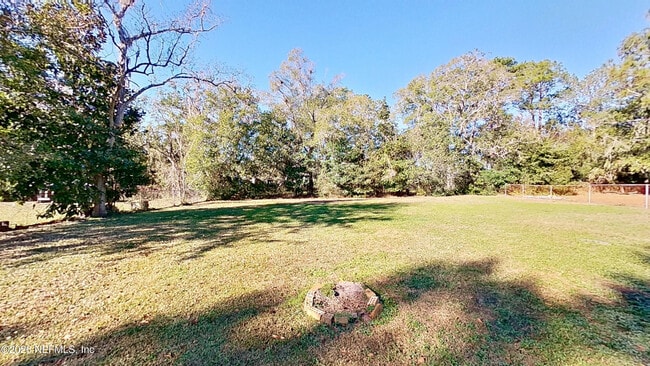 Building Photo - 1728 Lawson Rd