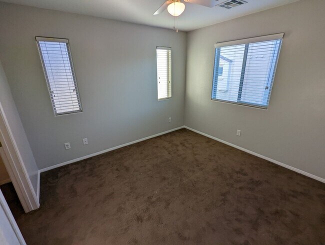 Building Photo - 7760 Floral Fabric Ct