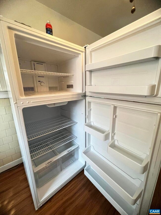 Building Photo - 1101 Grove St