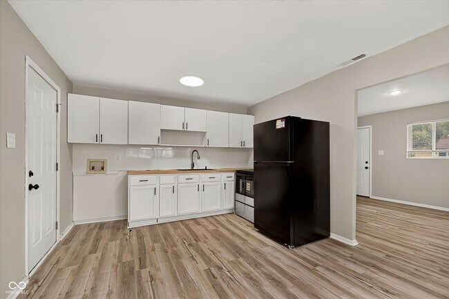 Building Photo - 2714 Dawson St