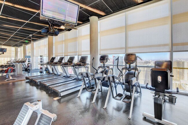 Building Photo - Stunning Strip Views from this Fully Furnished Studio Residence.