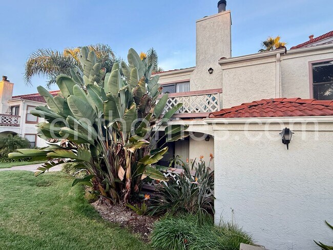 Building Photo - 9352 Twin Trails Dr