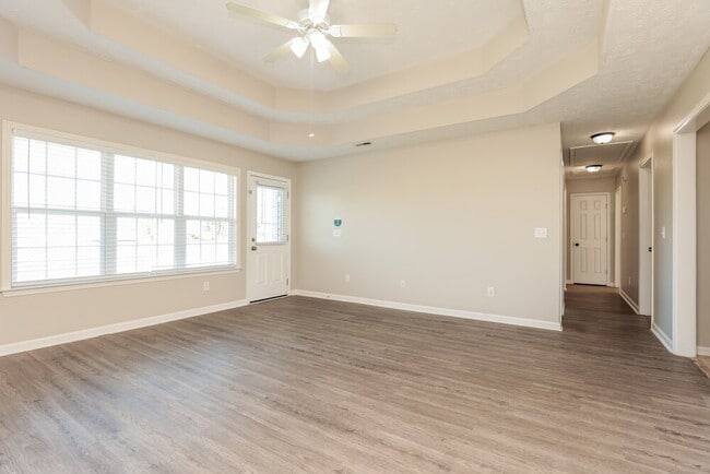 Building Photo - 505 Chinquapin Pl