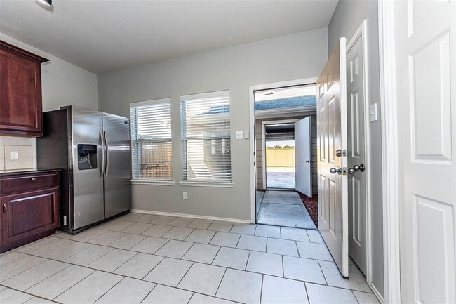 Building Photo - 1721 Kemah Village Dr