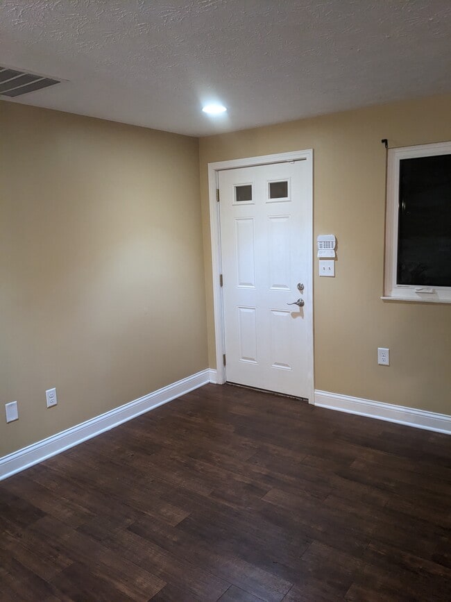 Building Photo - 5284 Mystic Dr