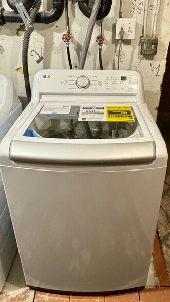 Building Photo - 103 Garfield Ave