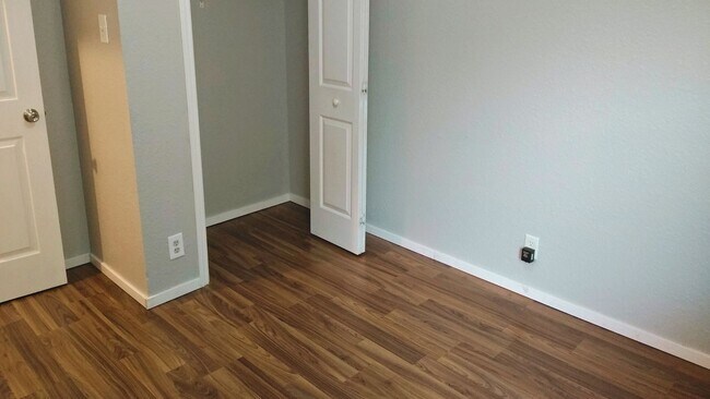 Bedroom - 6308 Green Top Dr