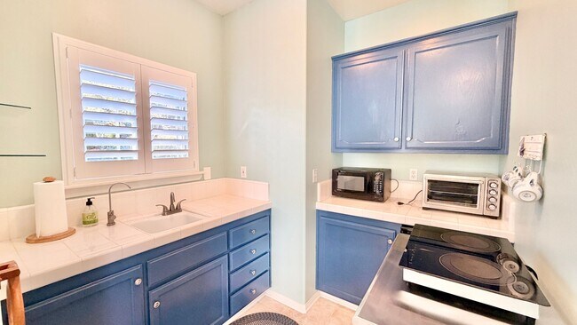 Building Photo - Darling Stand Alone & Detached Open Studio Layout Guest Home unit on Private Country Property in ...