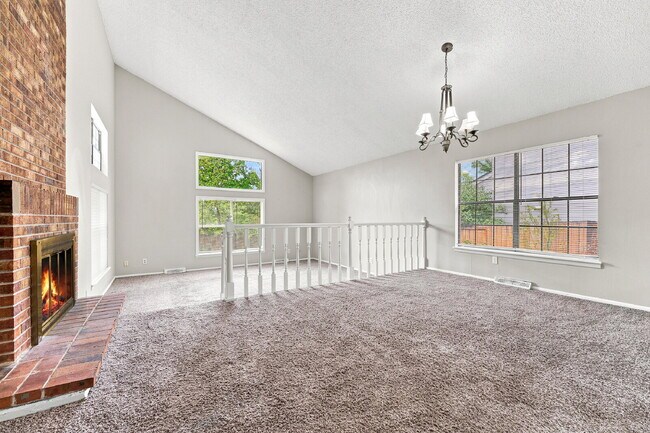 Building Photo - $2,940.95 - 3 bed 2.5 bath Home in Centennial with Central AC, and Great Backyard Space!