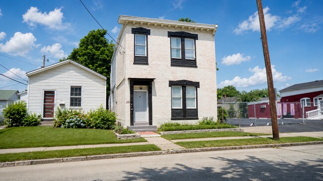 Building Photo - 118 N 18th St