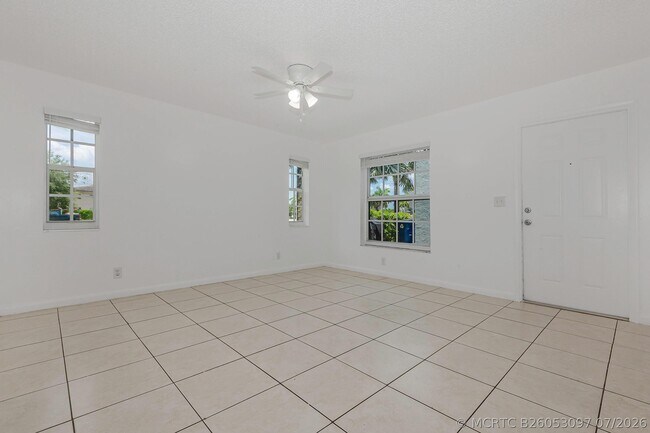 Building Photo - 8830 W Sample Rd