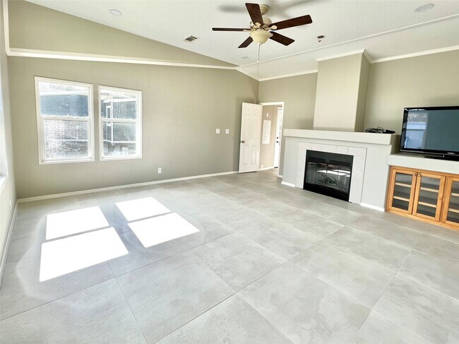 Building Photo - 14505 Alice Rd