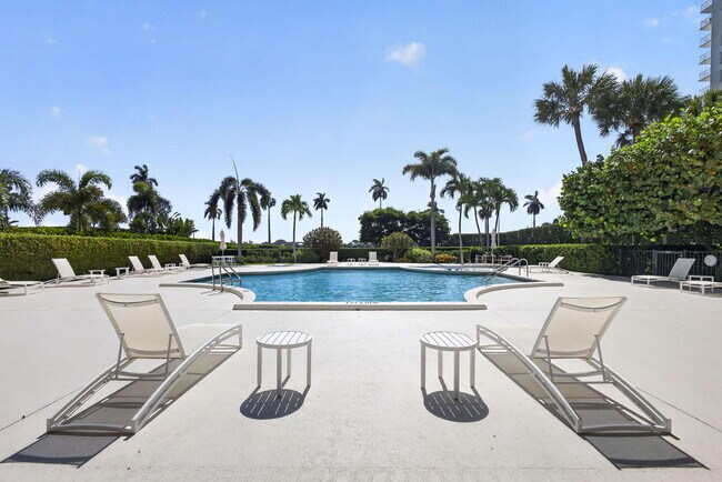 Building Photo - 1801 S Flagler Dr