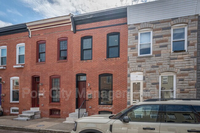 Building Photo - 14 N Streeper St