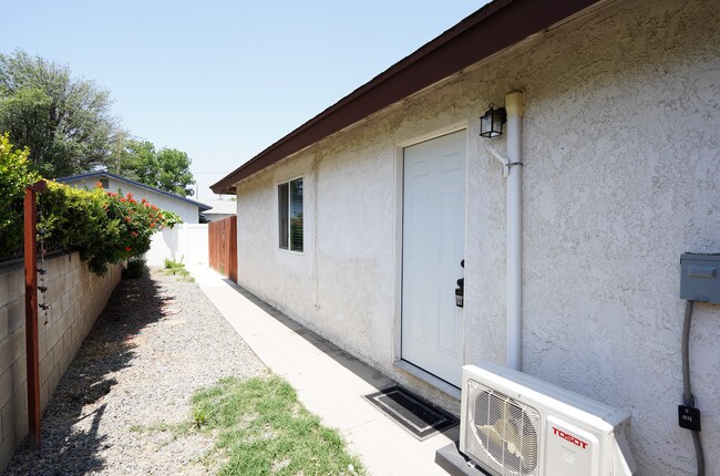 Building Photo - 8303 California Ave