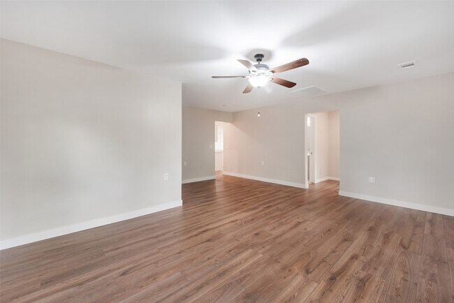 Building Photo - 1200 Adams St