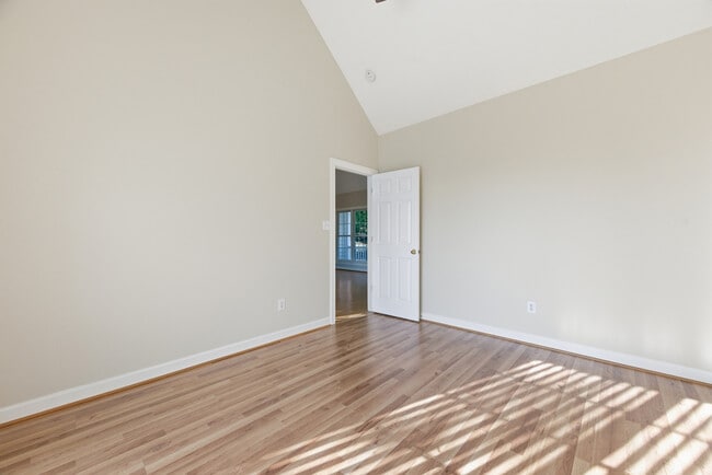 Building Photo - 1611 York Rest Ln