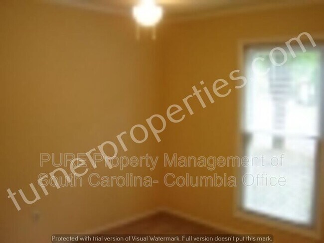 Building Photo - 109 Whitwood Cir